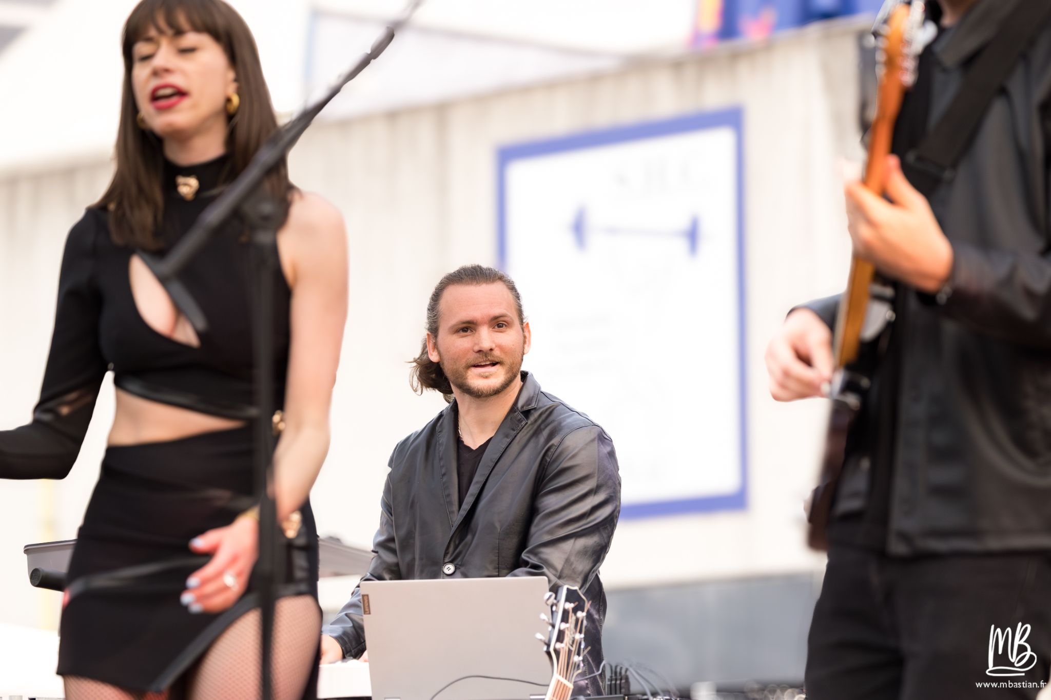 20250607  Redlight Dreams   MB 52